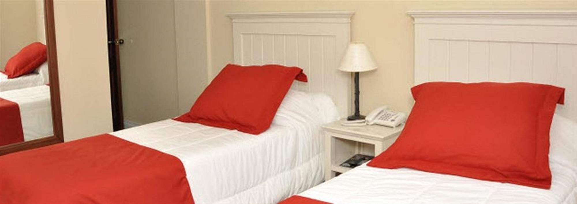 Hotel Ayres Colonia Colonia del Sacramento Esterno foto